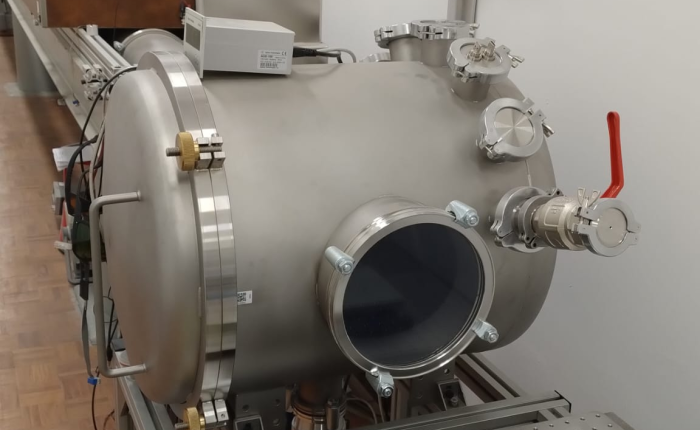 Test bench for measurement  in vacuum